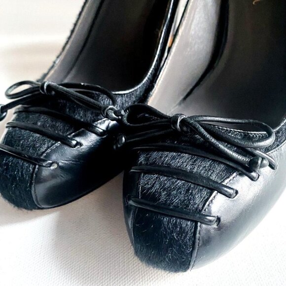 Cole Haan Classic Black LEather Cow Skin Corset Detail Heels 6.5B - Picture 8 of 9